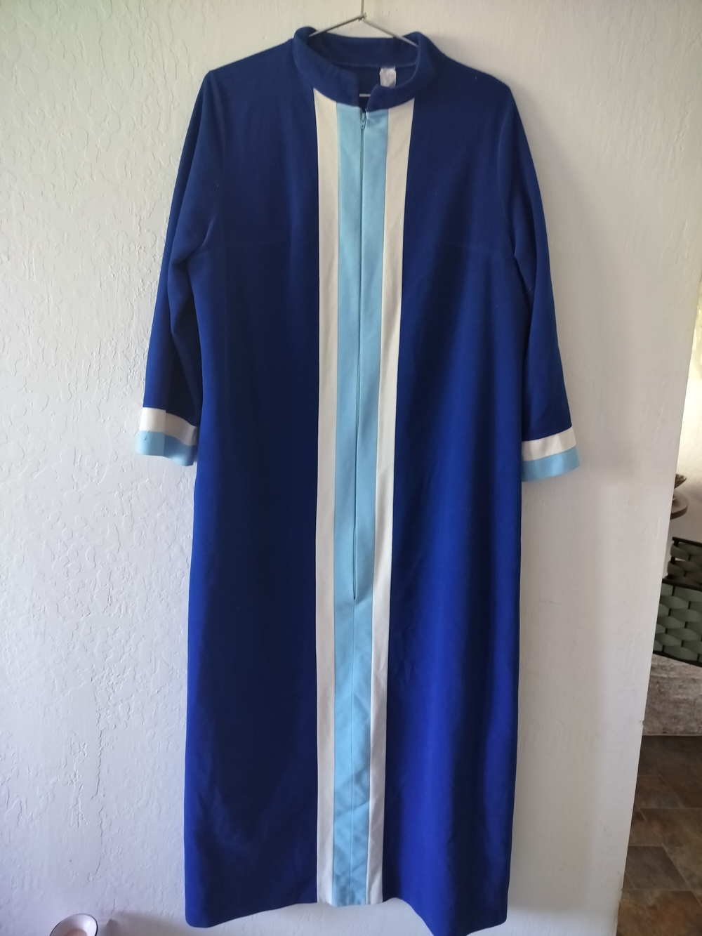Vintage 70s Vanity Fair Colorblock Lounger Robe Blue Stripe 18 Housecoat